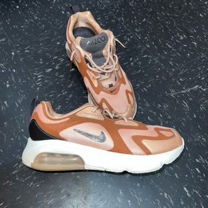 Women’s air max sneaker